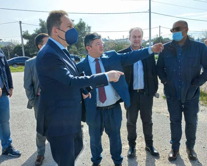 Πέτσας_Βρεττός Πέτσας_Βρεττός